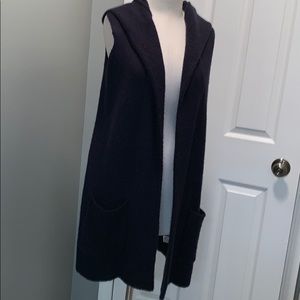 Navy blue sweater thing